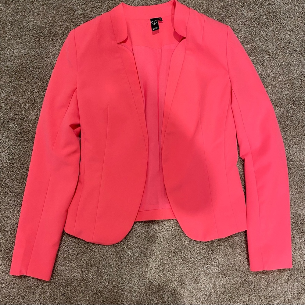 Women’s Vibrant Pink Blazer
